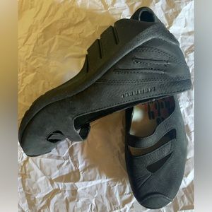 Merrell shoes 9.5